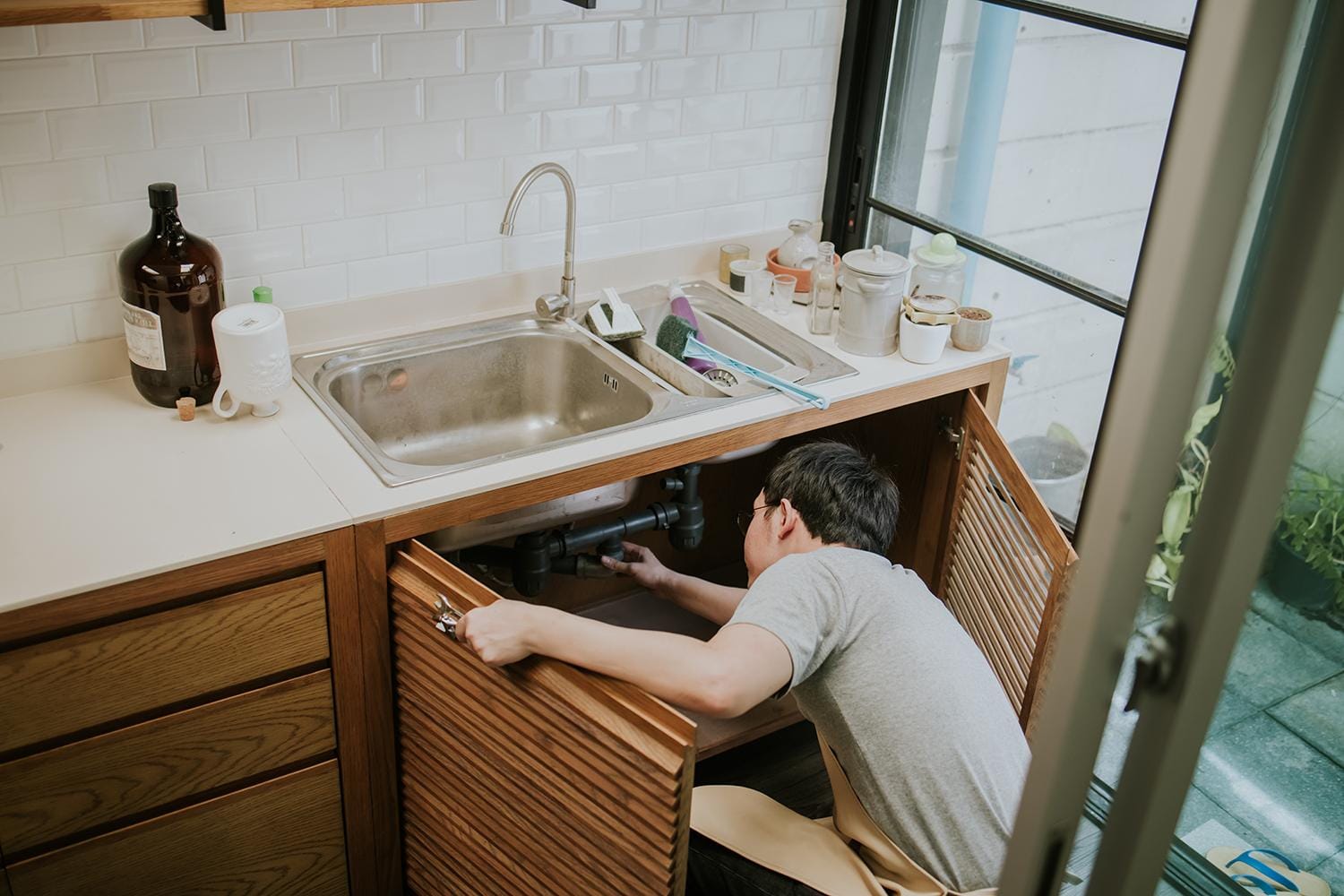 Why You Shouldn’t Ignore a Leaking Sink